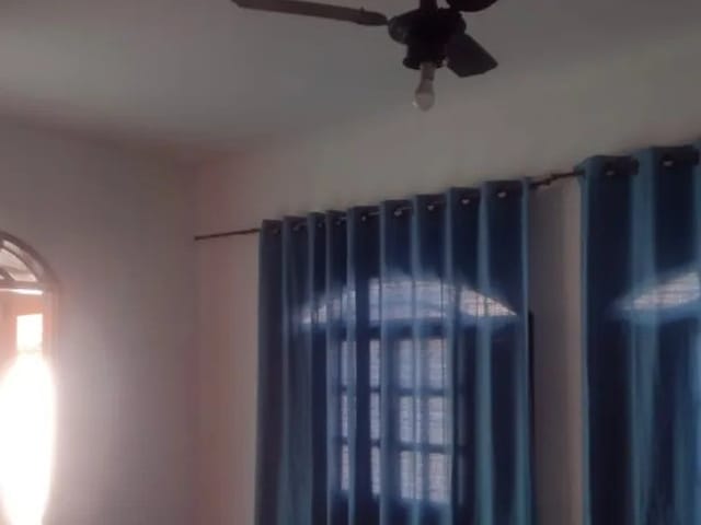 Casa 2 quartos e 2 banheiros, à venda, no bairro Extensão do Bosque em Rio das Ostras