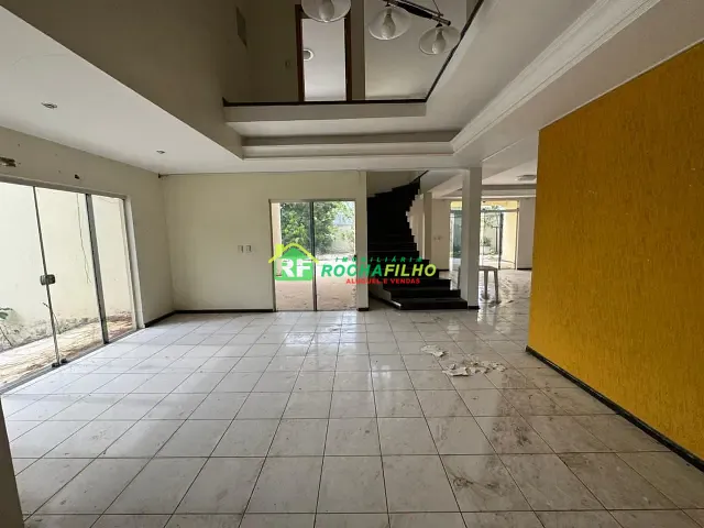 Casa com 630m² 3 quartos e 7 banheiros, para alugar, no bairro Ininga em Teresina