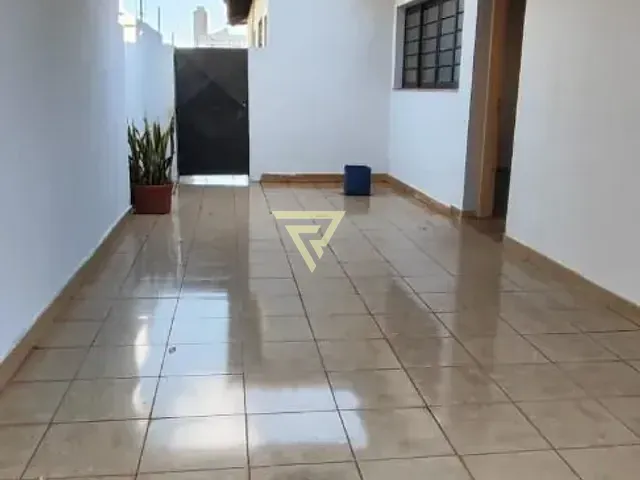 Casa com 160m² 4 quartos e 3 banheiros, à venda, no bairro Jardim Mosteiro em Ribeirão Preto
