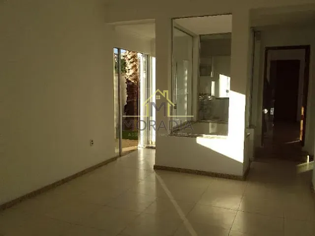 Casa com 625m² 3 quartos e 2 banheiros, à venda, no bairro Morada do Sol em Guaxupé