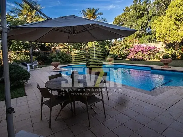 Casa com 1680m² 4 quartos e 5 banheiros, à venda, no bairro Jardim Estoril em Bauru