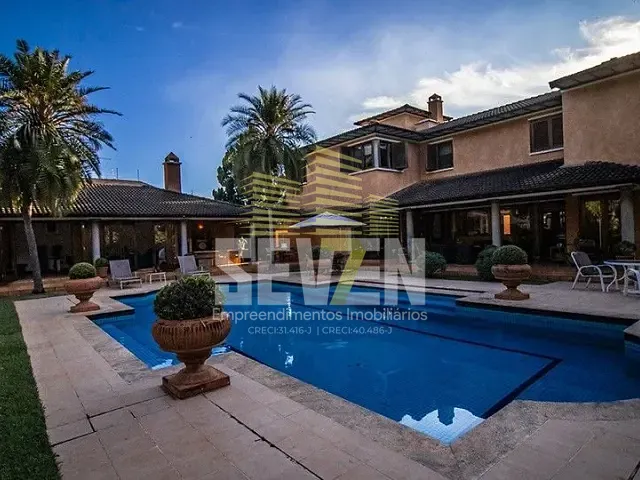 Casa com 1680m² 4 quartos e 5 banheiros, à venda, no bairro Jardim Estoril em Bauru
