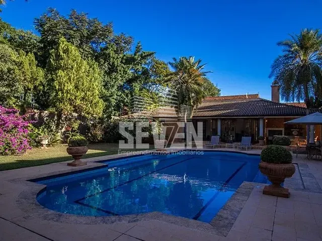 Casa com 1680m² 4 quartos e 5 banheiros, à venda, no bairro Jardim Estoril em Bauru