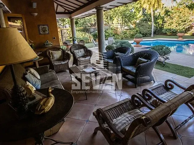 Casa com 1680m² 4 quartos e 5 banheiros, à venda, no bairro Jardim Estoril em Bauru