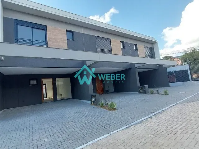 Casa 3 quartos e 3 banheiros, à venda, no bairro Operário em Novo Hamburgo