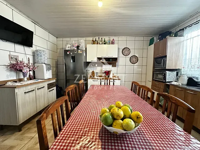 Casa com 352m² 3 quartos e 2 banheiros, à venda, no bairro Fortaleza em Blumenau