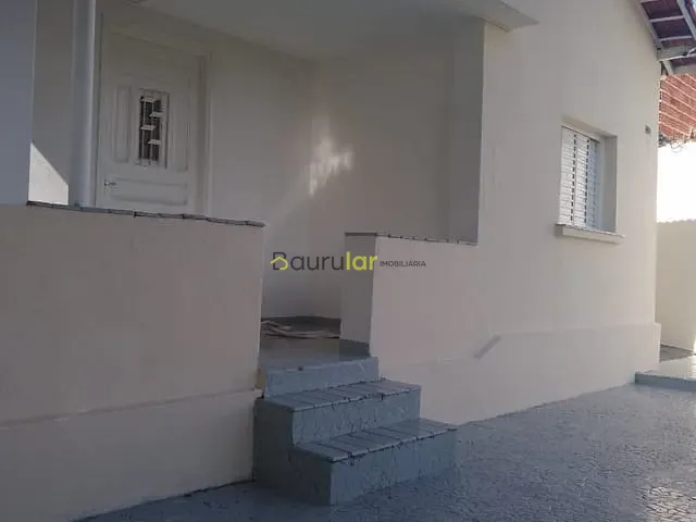 Casa 2 quartos e 1 banheiro, para alugar, no bairro Vila Coralina em Bauru
