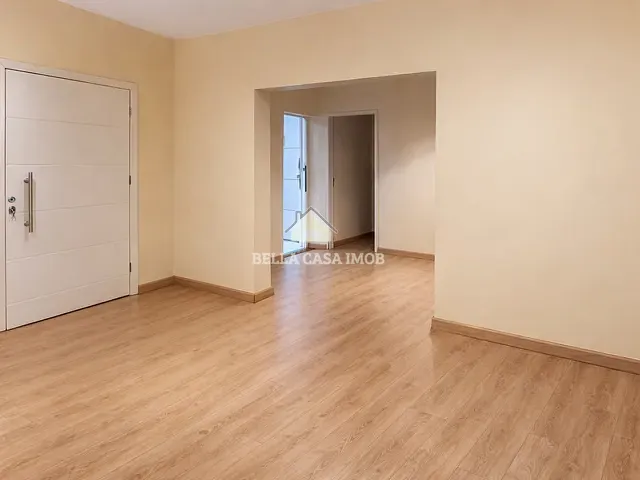 Casa com 294m² 3 quartos e 3 banheiros, à venda, no bairro Jardim Pires de Mello em Sorocaba
