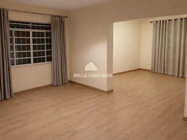 Casa com 294m² 3 quartos e 3 banheiros, à venda, no bairro Jardim Pires de Mello em Sorocaba