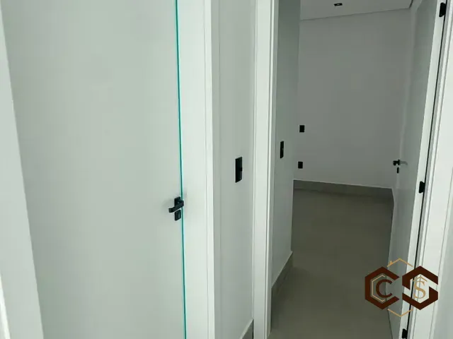 Casa com 204m² 2 quartos e 3 banheiros, à venda, no bairro Loteamento Park Gran Reserve em Indaiatuba