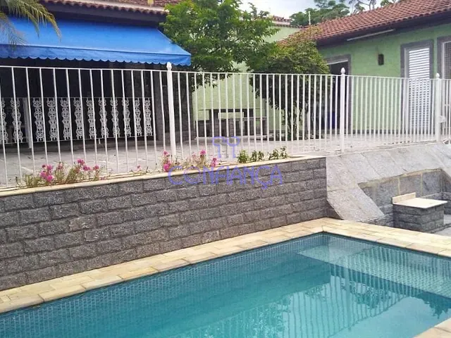 Casa com 300m² 4 quartos e 4 banheiros, à venda, no bairro Campo Grande em Rio de Janeiro