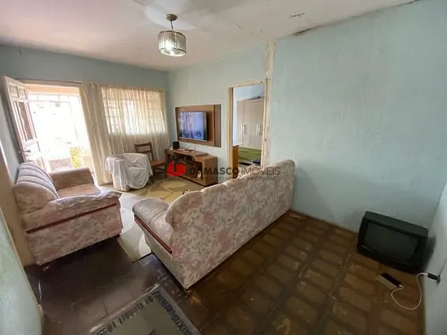 Casa com 225m² 2 quartos e 1 banheiro, à venda, no bairro Vila Palmares em Santo André