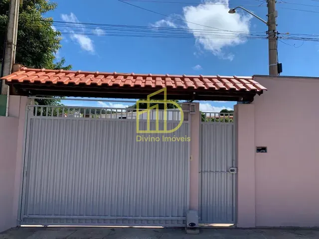 Casa 3 quartos e 1 banheiro, à venda, no bairro Centro em Pilar do Sul
