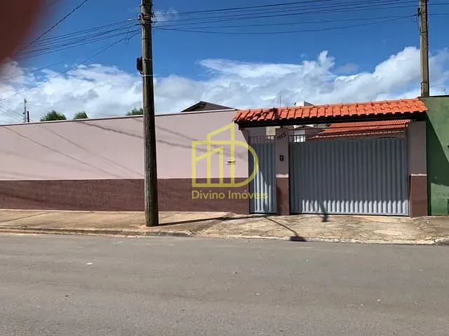 Casa 3 quartos e 1 banheiro, à venda, no bairro Centro em Pilar do Sul