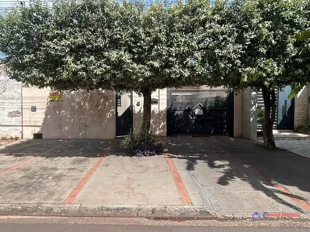 Casa à venda, no bairro Centro em Três Lagoas