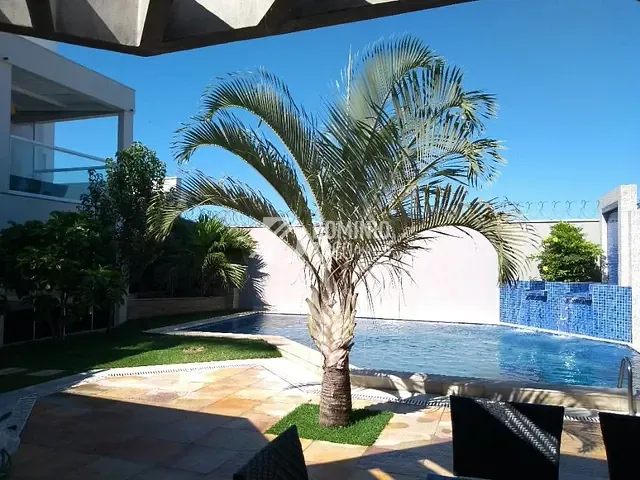 Casa com 437m² 5 quartos e 5 banheiros, à venda, no bairro Jardim São Bento em Uberaba