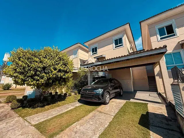 Casa com 233m² 3 quartos e 4 banheiros, à venda, no bairro Jardim da Glória em Cotia