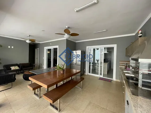 Casa com 375m² 3 quartos e 4 banheiros, à venda, no bairro Bosque em Vinhedo