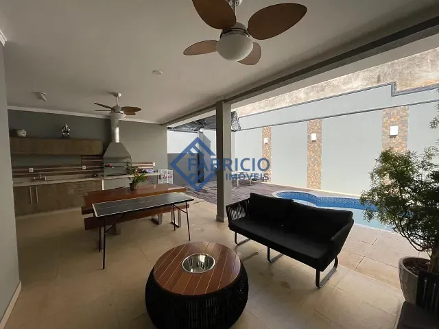 Casa com 375m² 3 quartos e 4 banheiros, à venda, no bairro Bosque em Vinhedo