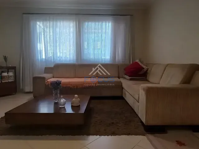 Casa com 145m² 3 quartos e 3 banheiros, à venda, no bairro Jardim Caxambu em Jundiaí