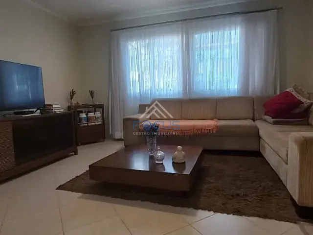 Casa com 145m² 3 quartos e 3 banheiros, à venda, no bairro Jardim Caxambu em Jundiaí
