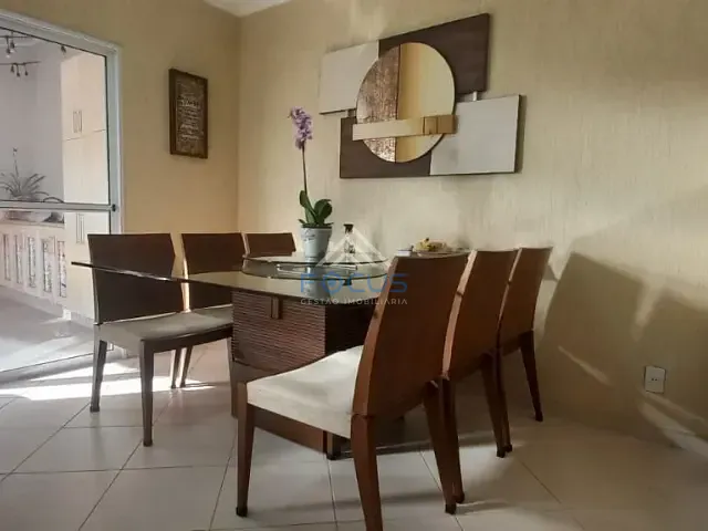 Casa com 145m² 3 quartos e 3 banheiros, à venda, no bairro Jardim Caxambu em Jundiaí