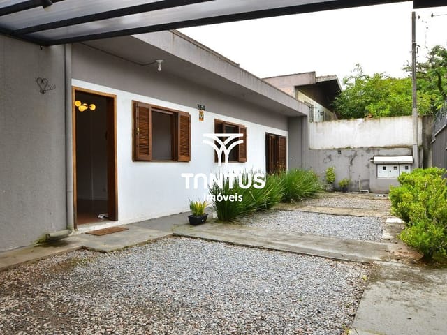Casa com 377m² 7 quartos e 2 banheiros, à venda, no bairro Cachoeira em Almirante Tamandaré