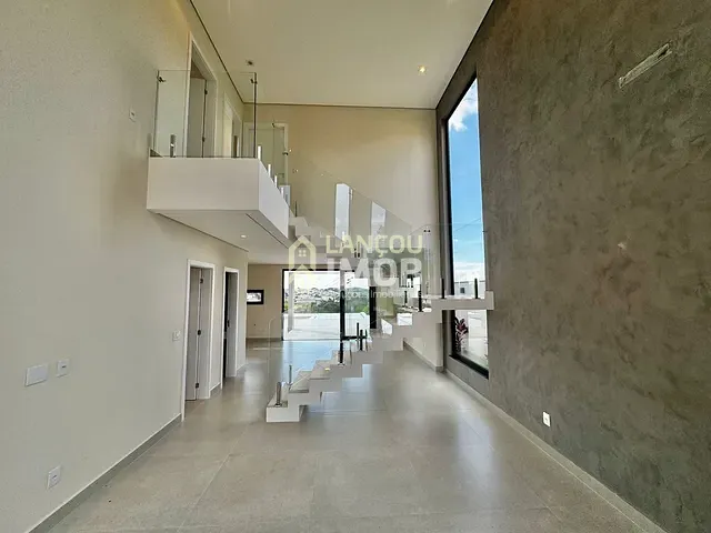 Casa 3 quartos e 4 banheiros, à venda, no bairro Jacare em Itupeva