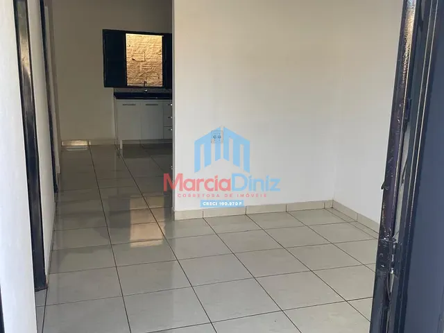 Casa 2 quartos e 1 banheiro, para alugar, no bairro Vila Celina em Ituverava