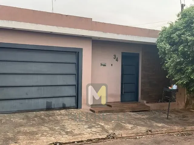 Casa com 220m² 2 quartos e 1 banheiro, à venda, no bairro Jardim Dom Pedro I em Serrana