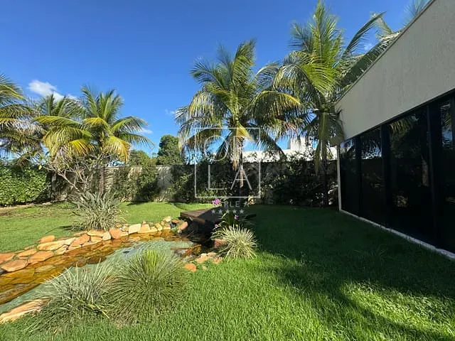 Casa com 1250m² 5 quartos e 6 banheiros, à venda, no bairro Fazenda Vau das Pombas em Goiânia