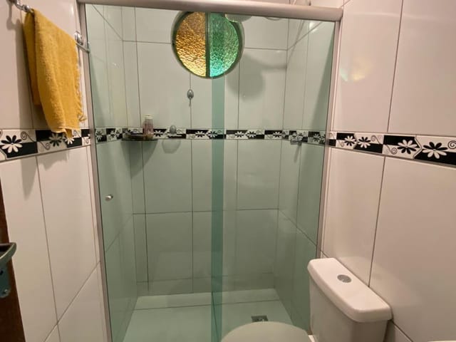 Casa com 300m² 3 quartos e 2 banheiros, à venda, no bairro Conjunto Cristina (São Benedito) em Santa Luzia