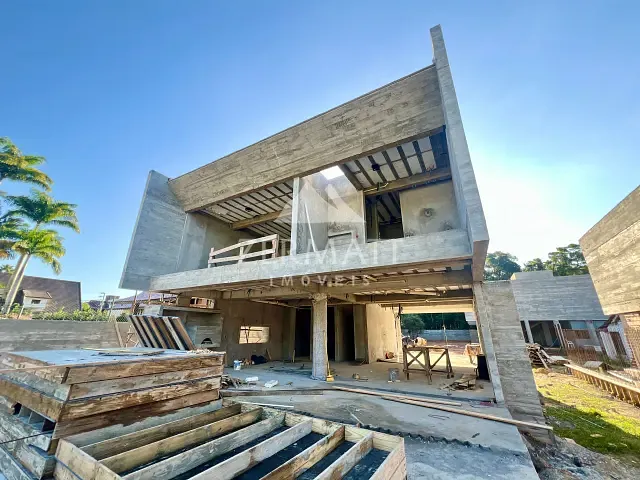 Casa com 427m² 3 quartos e 5 banheiros, à venda, no bairro Itoupava Seca em Blumenau