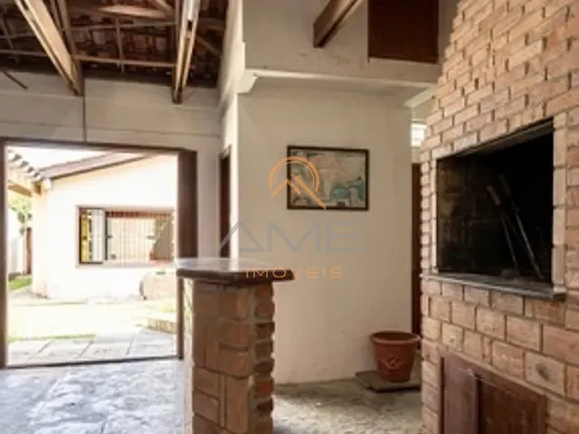 Casa 2 quartos e 2 banheiros, à venda, no bairro Areal em Pelotas
