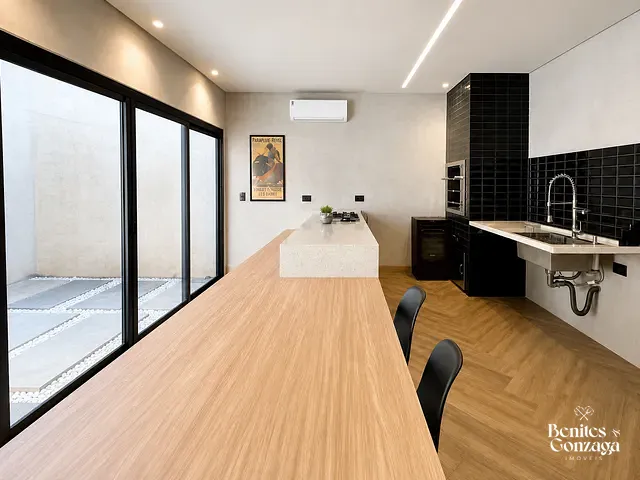 Casa 3 quartos e 3 banheiros, à venda, no bairro Loteamento Sumaré em Maringá