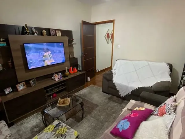 Casa com 180m² 1 quarto e 1 banheiro, à venda, no bairro Vila Palmares em Santo André