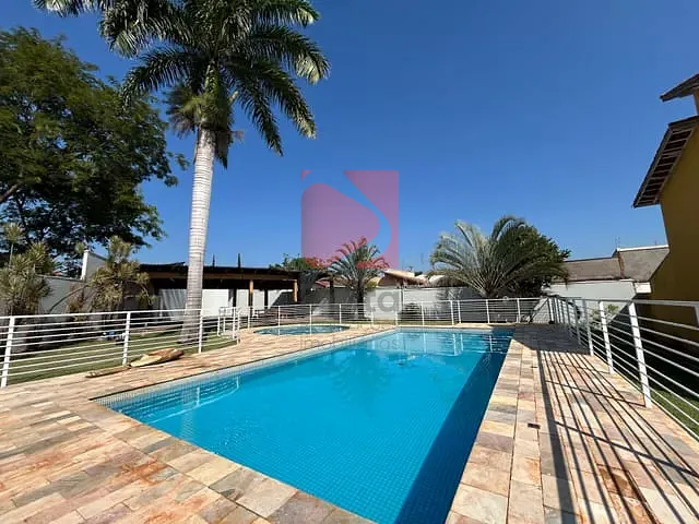 Casa 3 quartos e 3 banheiros, à venda, no bairro Jardim Itália em Pirassununga