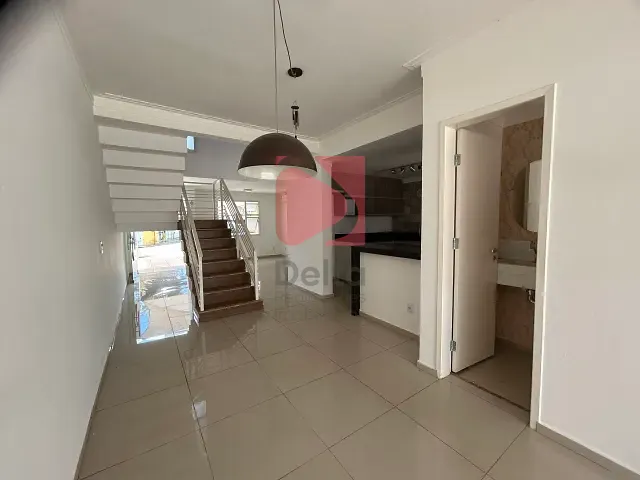 Casa 3 quartos e 3 banheiros, à venda, no bairro Jardim Itália em Pirassununga