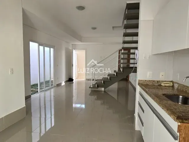 Casa com 118m² 3 quartos e 2 banheiros, à venda, no bairro Chácara Pavoeiro em Cotia