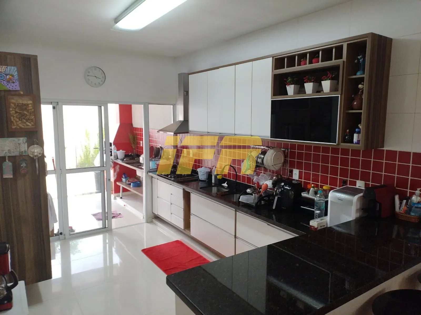 Casa, 3 quartos, 199 m² - Foto 1