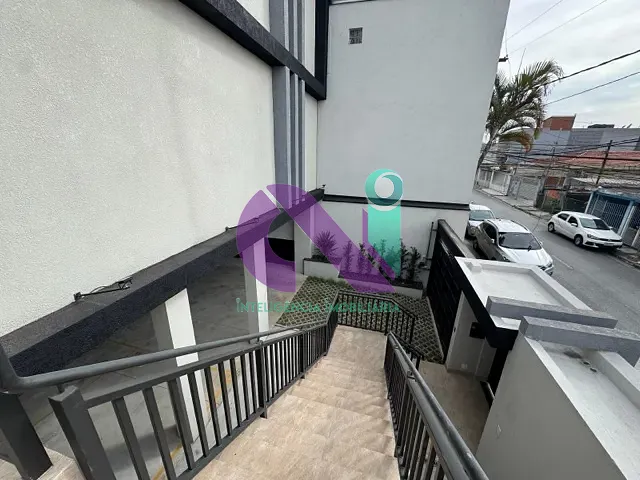 Casa 2 quartos e 2 banheiros, para alugar, no bairro Pestana em Osasco