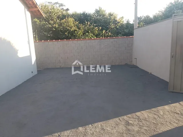 Casa com 200m² 2 quartos e 1 banheiro, à venda, no bairro Alta Vista em Mococa