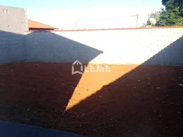 Casa com 200m² 2 quartos e 1 banheiro, à venda, no bairro Alta Vista em Mococa