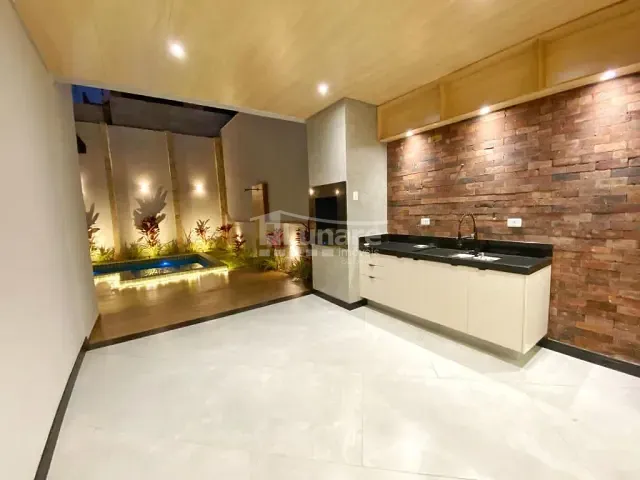 Casa com 330m² 3 quartos e 2 banheiros, à venda, no bairro Cézar de Souza em Mogi das Cruzes