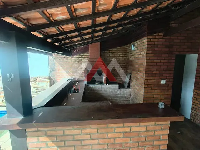 Casa 4 quartos e 3 banheiros, para alugar, no bairro Maravista em Niterói