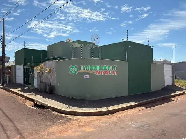 Casa 2 quartos e 1 banheiro, à venda, no bairro Flamboyant em Canarana