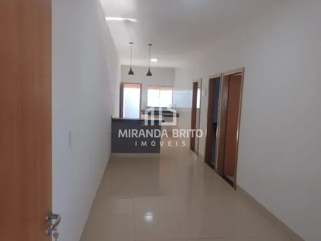 Casa 2 quartos e 1 banheiro, à venda, no bairro Setor Central em Guapó