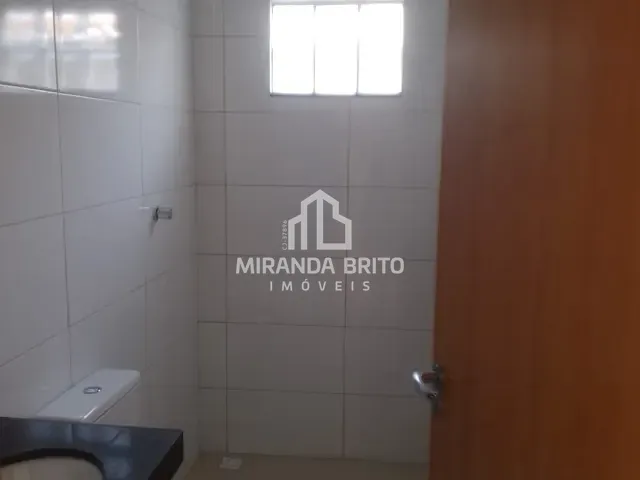 Casa 2 quartos e 1 banheiro, à venda, no bairro Setor Central em Guapó