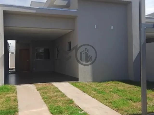 Casa com 225m² 3 quartos e 2 banheiros, à venda, no bairro Jardim Universitário em Cuiabá