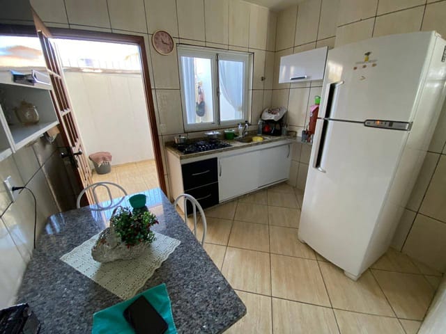 Casa com 180m² 2 quartos e 1 banheiro, à venda, no bairro Adeodato em Santa Luzia